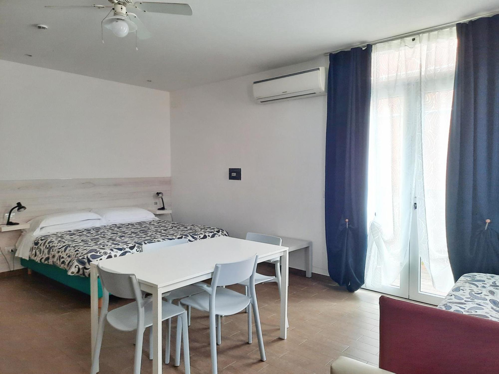 Aparthotel Argentina R.t.a.